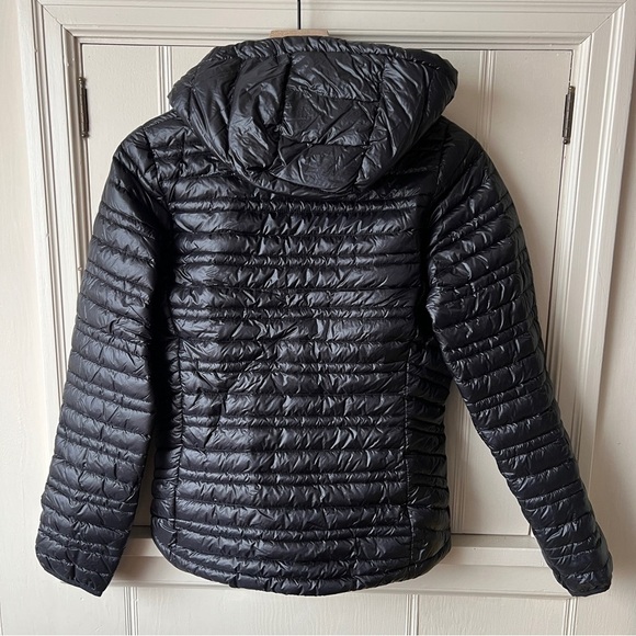 Patagonia Ultralight Down Hoody - Picture 4 of 4